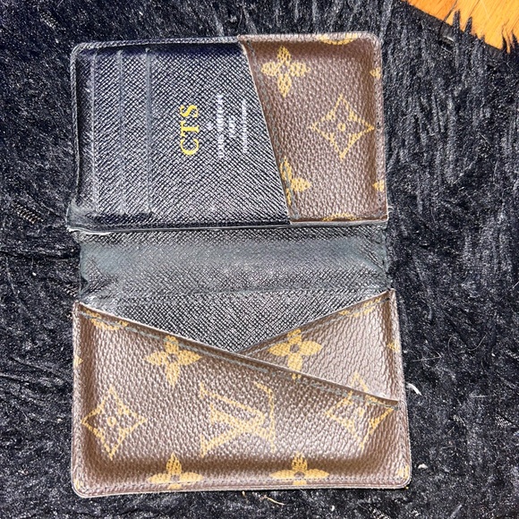 Louis Vuitton Monogram Wallet - Picture 2 of 5